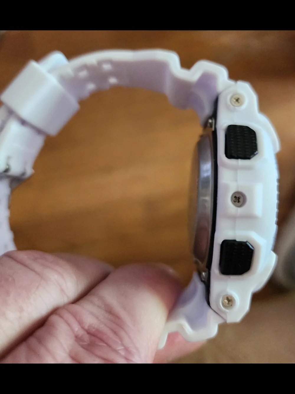Casio G-Shock GA-110 series model. White and Gold Shock Watch LOV-16A-7A Lover's - Picture 4 of 5